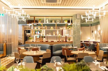Doubletree By Hilton London Victoria