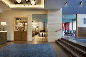 Doubletree By Hilton London Victoria