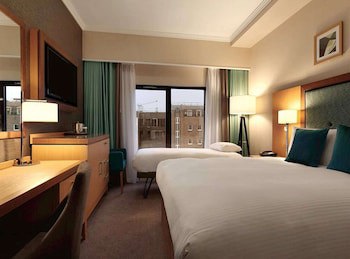 Doubletree By Hilton London Victoria