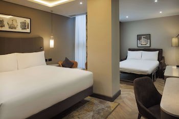 Doubletree By Hilton London Victoria