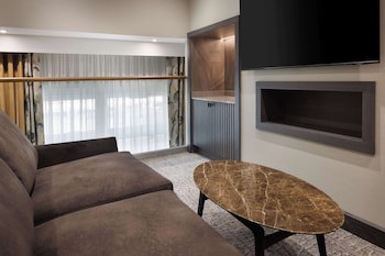 Doubletree By Hilton London Victoria