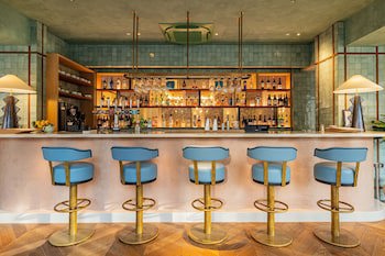 Doubletree By Hilton London Victoria