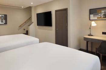 Doubletree By Hilton London Victoria