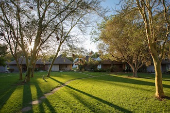 Protea Hotel By Marriott Oudtshoorn Riempie Estate