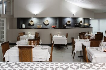 Protea Hotel By Marriott Oudtshoorn Riempie Estate