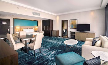 Radisson Blu Hotel & Resort, Al Ain