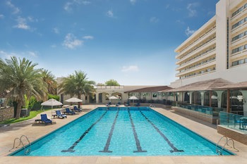 Radisson Blu Hotel & Resort, Al Ain