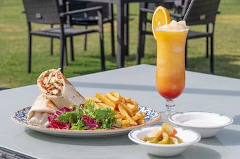 Radisson Blu Hotel & Resort, Al Ain