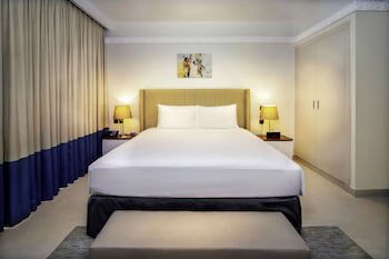 Radisson Blu Hotel & Resort, Al Ain