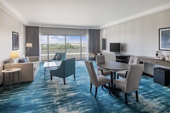 Radisson Blu Hotel & Resort, Al Ain