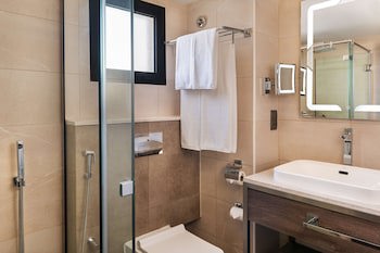 Radisson Blu Hotel & Resort, Al Ain
