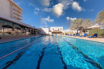 Radisson Blu Hotel & Resort, Al Ain