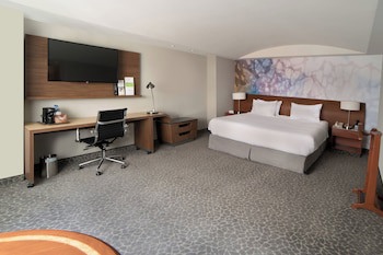 Courtyard By Marriott Mexico City Revolucion