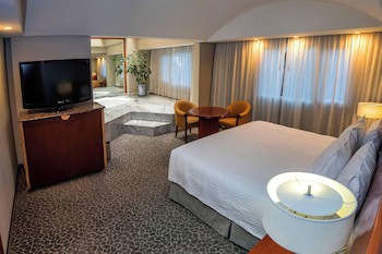 Courtyard By Marriott Mexico City Revolucion