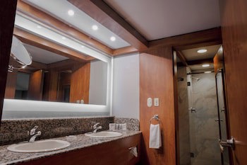 Courtyard By Marriott Mexico City Revolucion