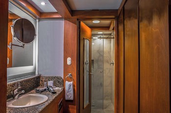 Courtyard By Marriott Mexico City Revolucion