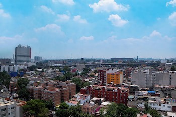 Courtyard By Marriott Mexico City Revolucion