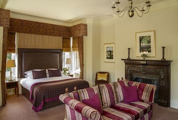 Macdonald Kilhey Court