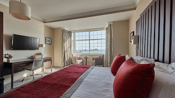 Grand Jersey Hotel & Spa