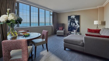 Grand Jersey Hotel & Spa