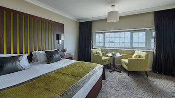 Grand Jersey Hotel & Spa