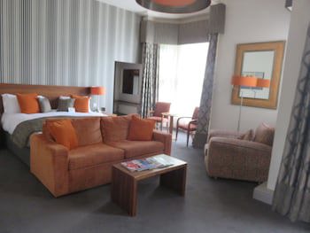 The Belmont Hotel