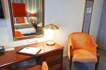 The Belmont Hotel
