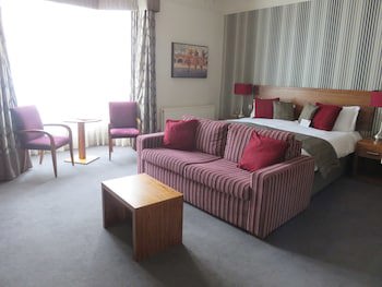 The Belmont Hotel