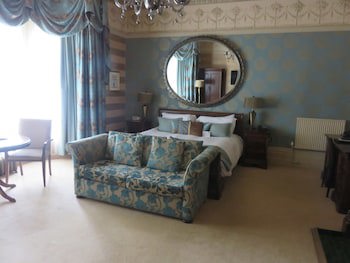 The Belmont Hotel