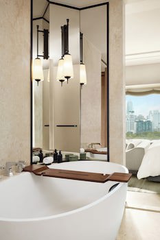 Dusit Thani Bangkok