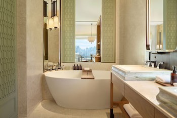 Dusit Thani Bangkok