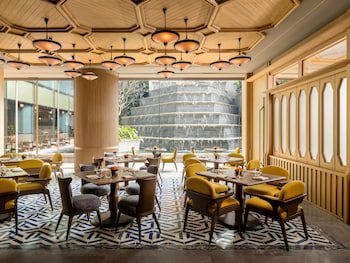 Dusit Thani Bangkok
