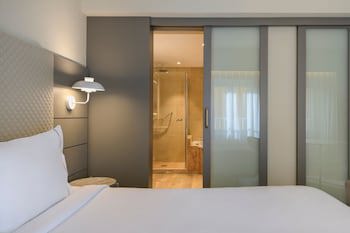 Ac Hotel Carlton Madrid By Marriott