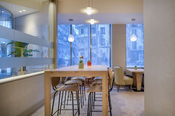 Ac Hotel Carlton Madrid By Marriott
