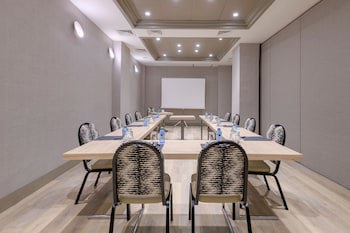 Ac Hotel Carlton Madrid By Marriott