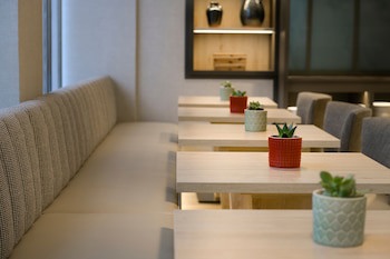 Ac Hotel Carlton Madrid By Marriott