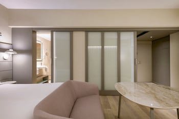 Ac Hotel Carlton Madrid By Marriott
