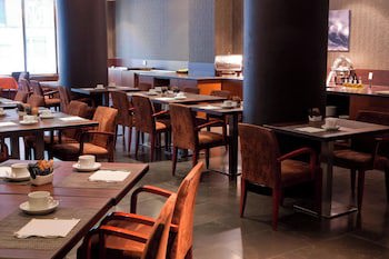 Ac Hotel Carlton Madrid By Marriott