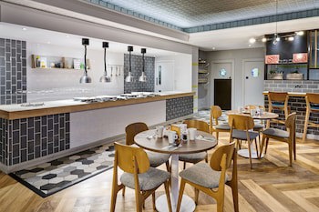 Holiday Inn Taunton, An Ihg Hotel