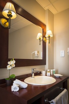 The Rock Hotel