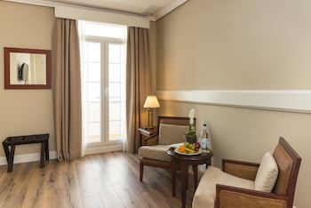 The Rock Hotel