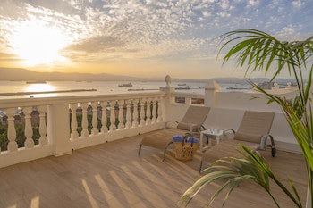 The Rock Hotel