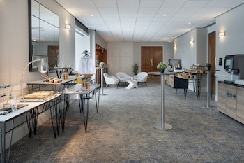 Delta Hotels By Marriott Heathrow Windsor