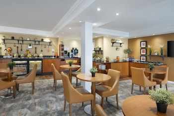Delta Hotels By Marriott Heathrow Windsor