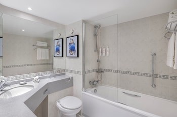 Delta Hotels By Marriott Heathrow Windsor