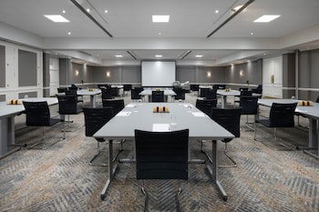Delta Hotels By Marriott Heathrow Windsor