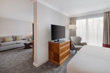 Delta Hotels By Marriott Heathrow Windsor