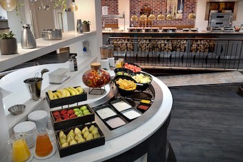 Delta Hotels By Marriott Heathrow Windsor