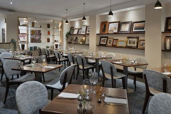 Delta Hotels By Marriott Heathrow Windsor