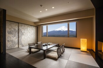 Highland Resort Hotel & Spa